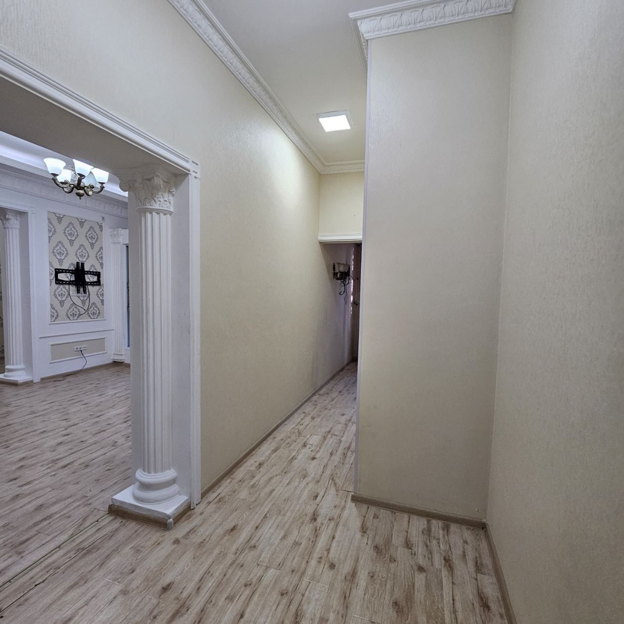 Продам квартиру Чиланзар 1 Аллея Гагарина. 2/3/4