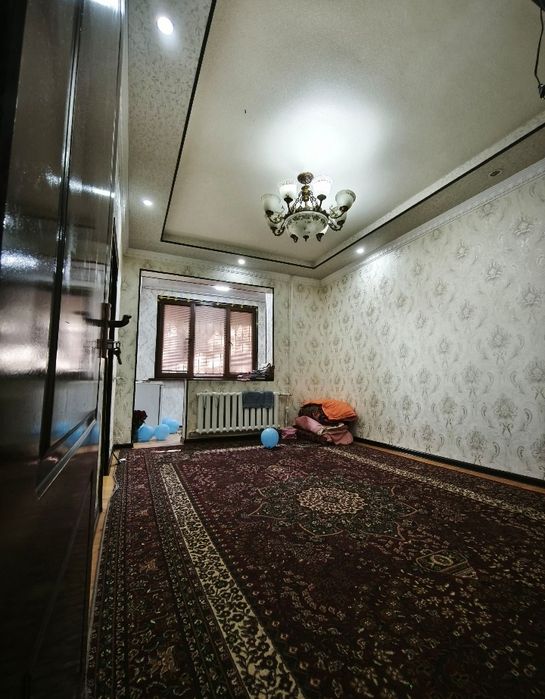 Chilonzor 17 kv 2 xona razdelni LUBBOYIGA 500$  srochni