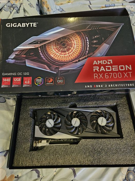 AMD Radeon RX 6700 XT GigaByte Gaming OC