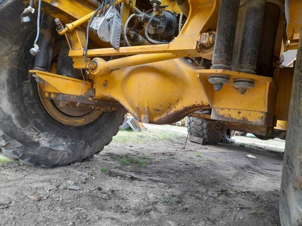 Axa dumper Volvo A30C , punte