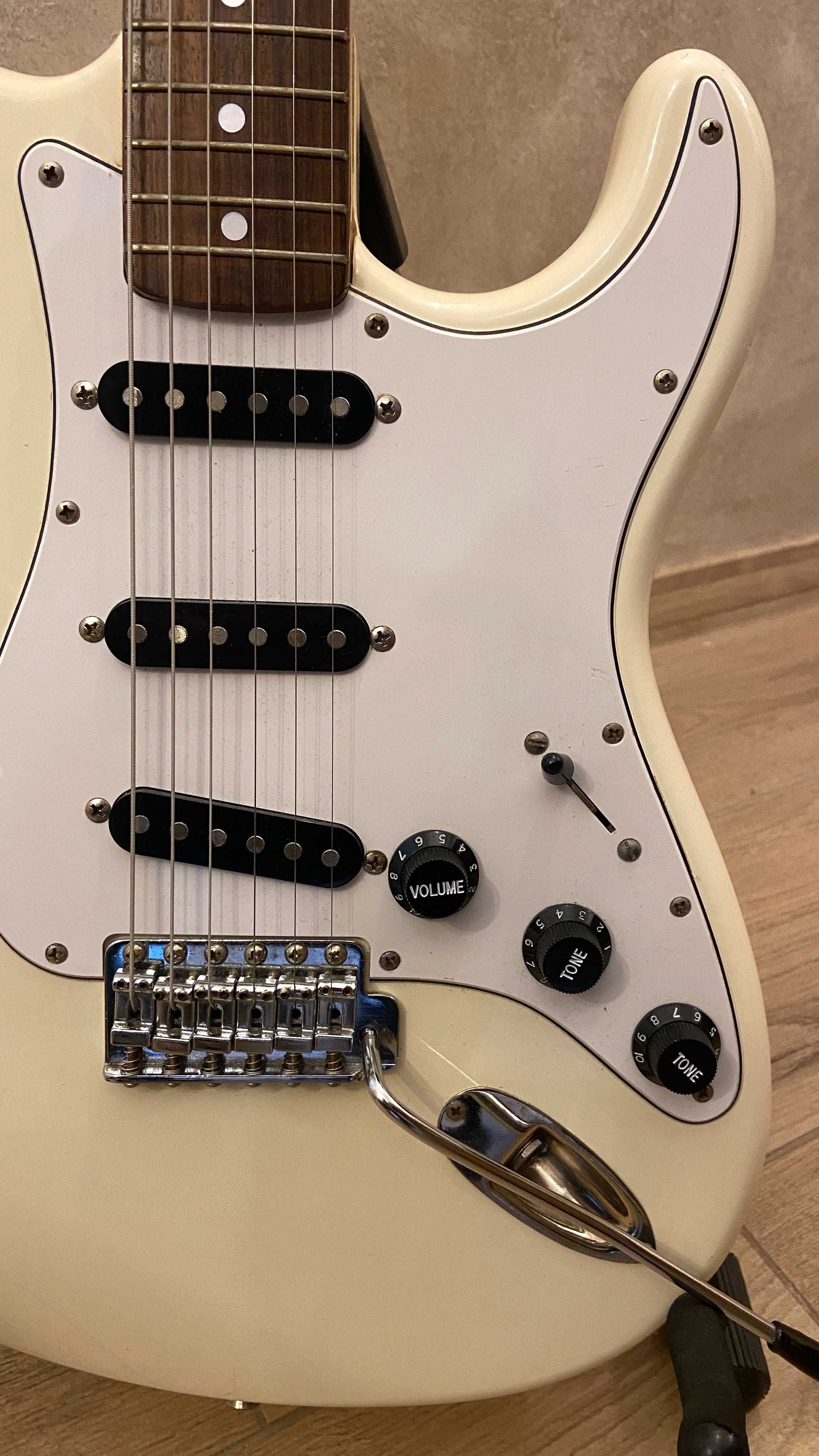 Fender Squier Stratocaster by Fender SQ Serial 1983 MIJ Japan