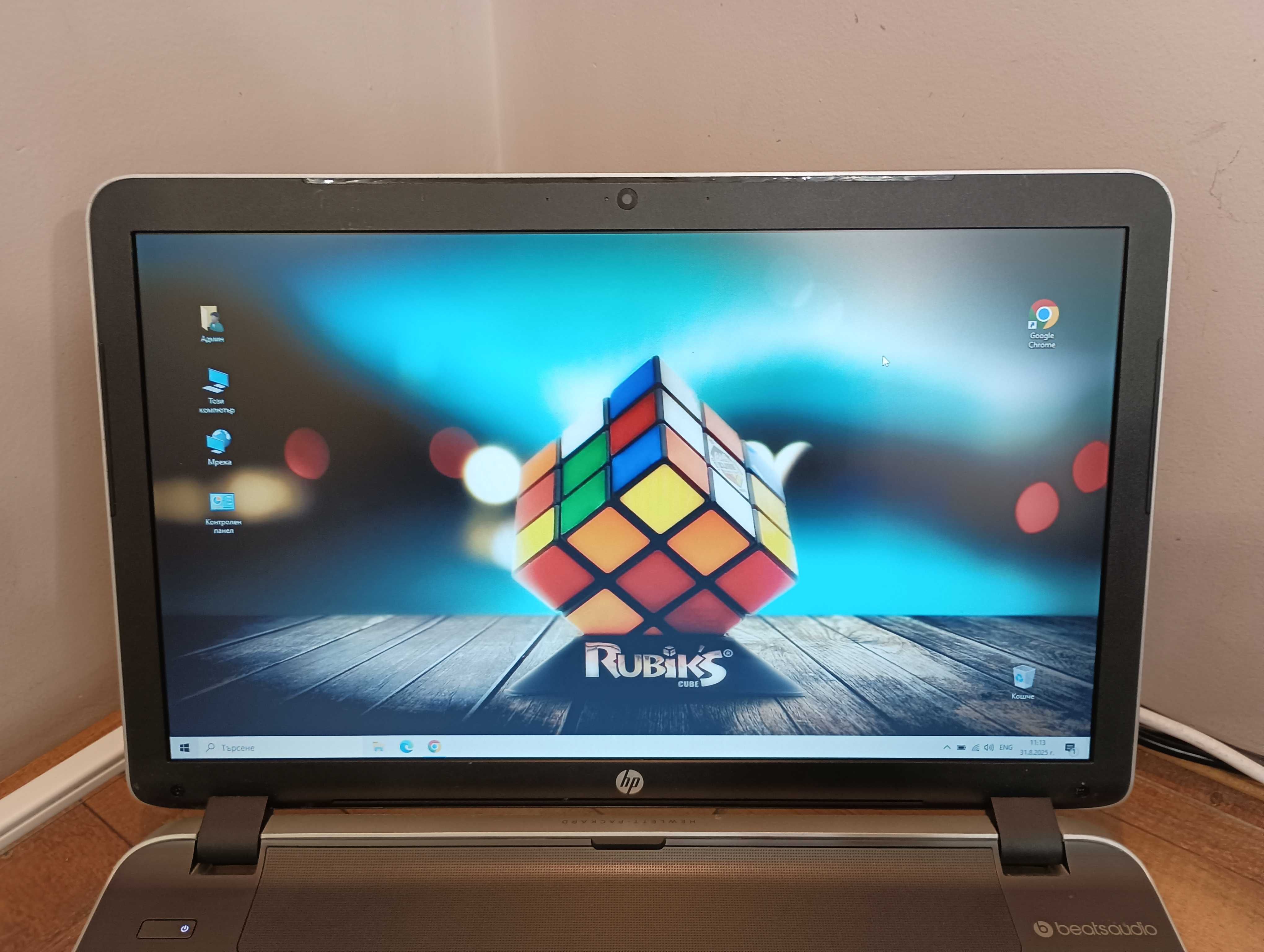 Лаптоп HP Pavilion Notebook 17-f234nd - i3 5010U / 17.3"