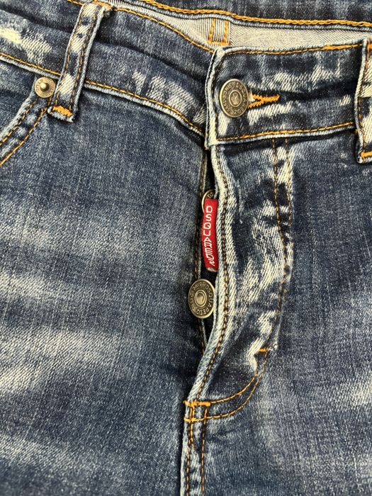 Vand blugi de barbati