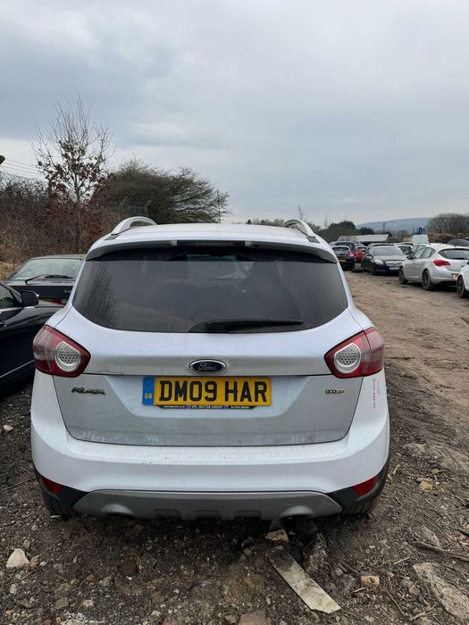 Dezmembrez Ford KUGA 2.0 TCDI an de fabricatie 2009