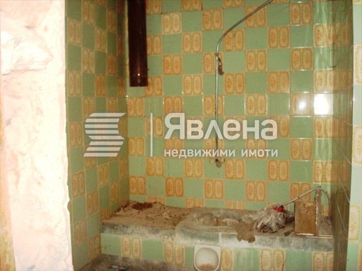 Продава се Къща в с. Маломир, Област Ямбол - 190 кв.м за 58 €/кв.м - Снимка #7