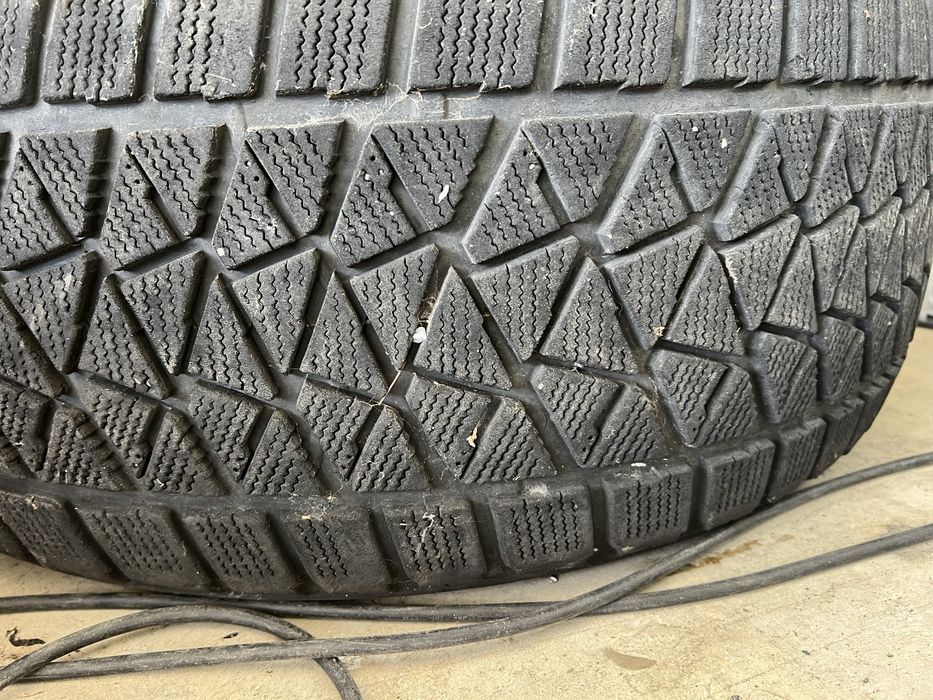 285 45 22 Зимни гуми Bridgestone blizzak Dm-v2 dmv2