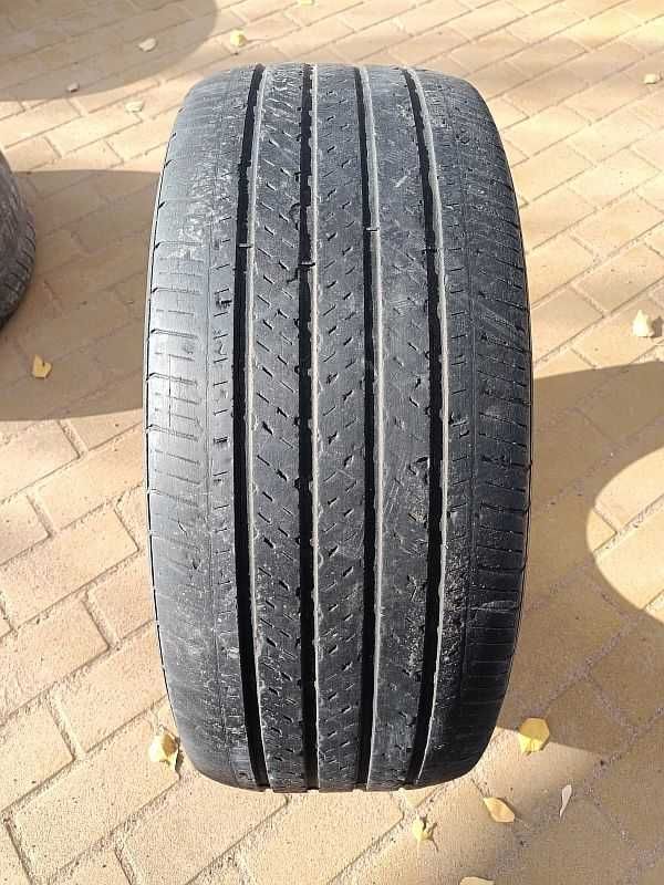 ДВЕ шины 235/55 R17 - "Michelin Pilot HX MXM4" (США), летние.