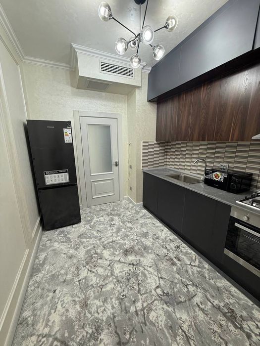 Istanbul City Продается 2 комнатная квартира ремонт Яккасарай