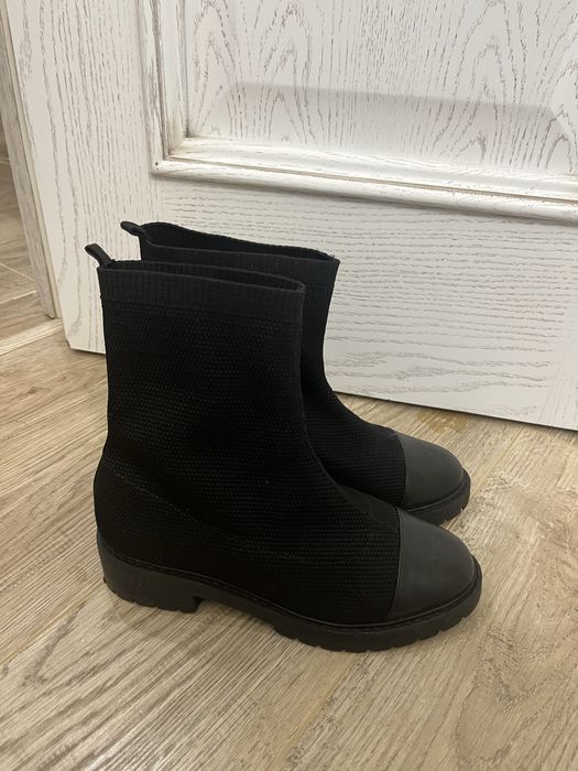 Ботинки разные в отличном состоянии