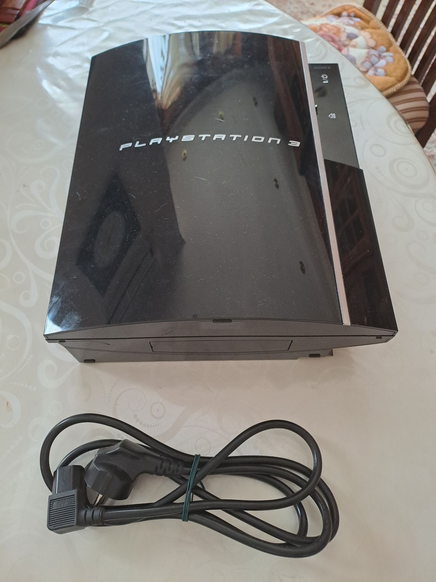 Продам PlayStation 3