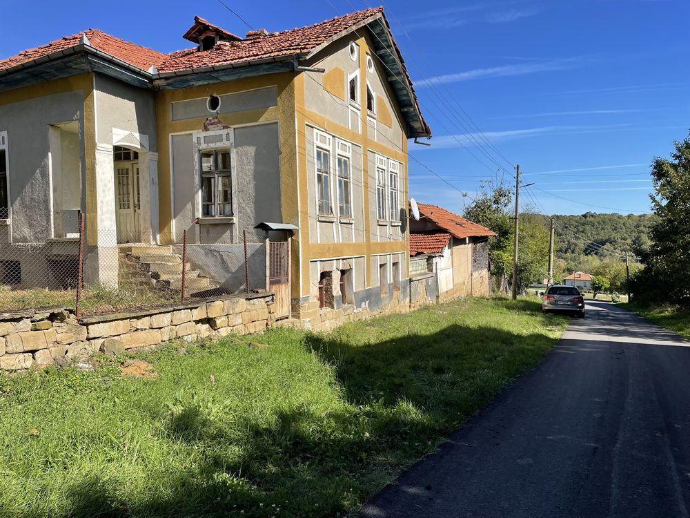 Каменни стъпала, дялан камък