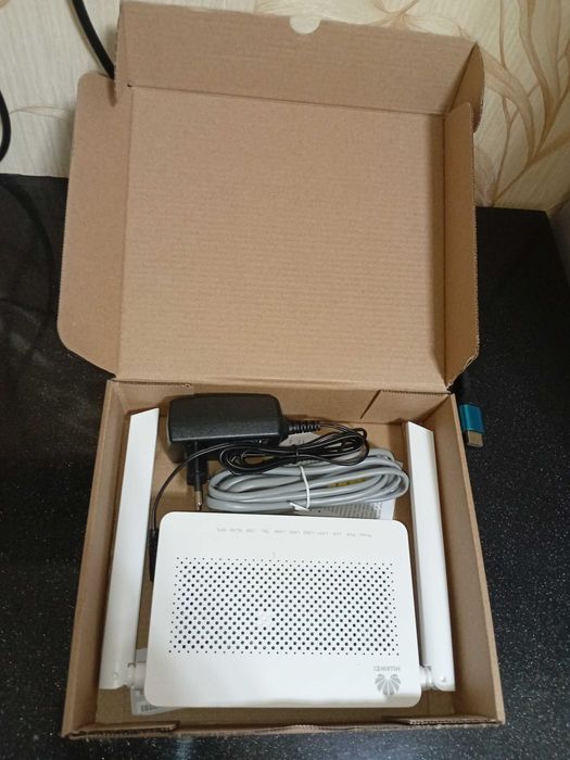 Роутер Huawei WiFi