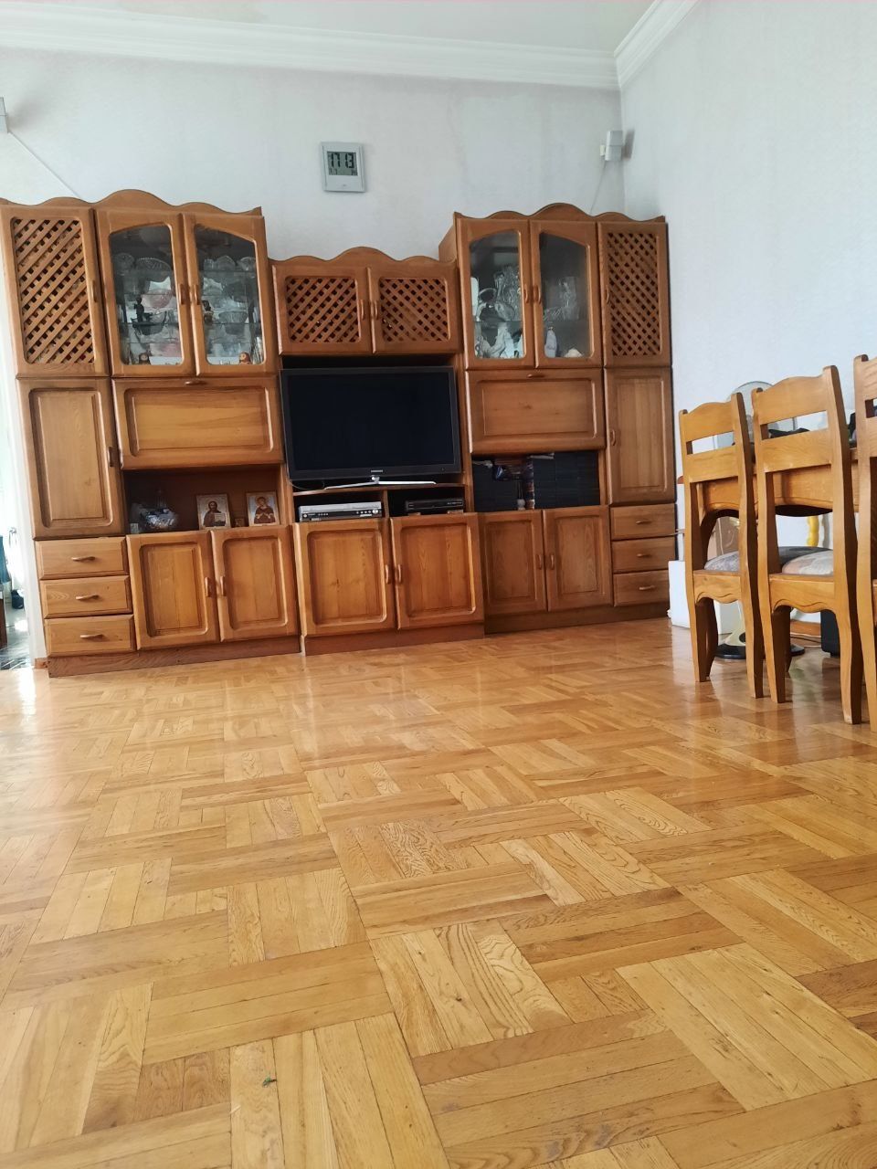 ДомУгловой 7 сот280тыс.уе Азербайджан центре 250м2 и подвал