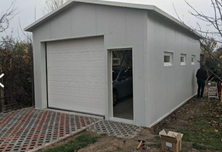 Vand garaje hale metalice containere