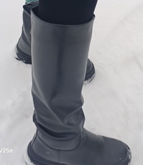 Женские зимние сапоги