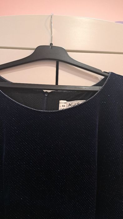 Vand rochie noua, marimea 44 albastra