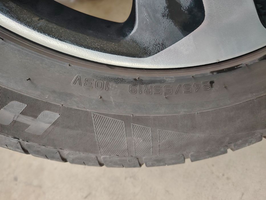Anvelope vara Audi q5