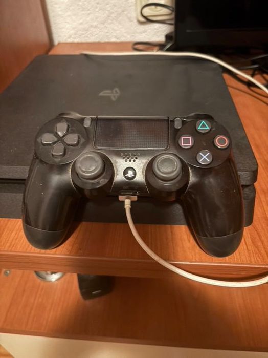 Ps4  500 gb    …..