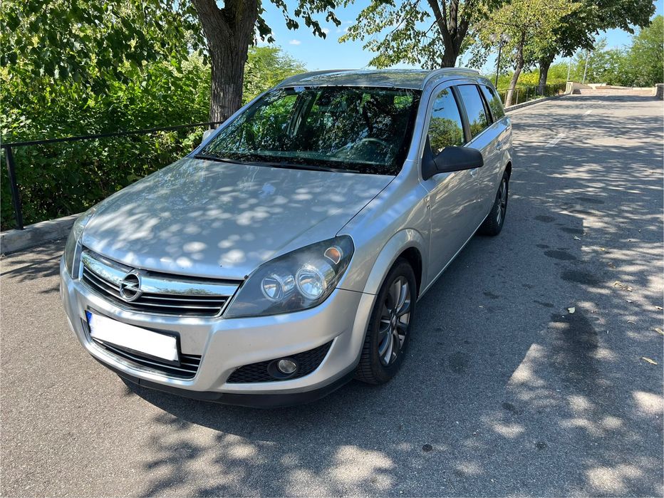 Opel Astra H 2010, motor 1.7 Diesel