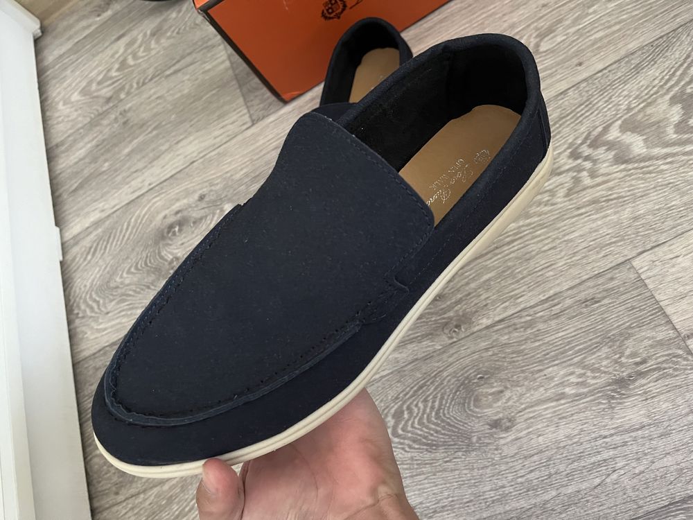 Loro Piana 43-44 размер