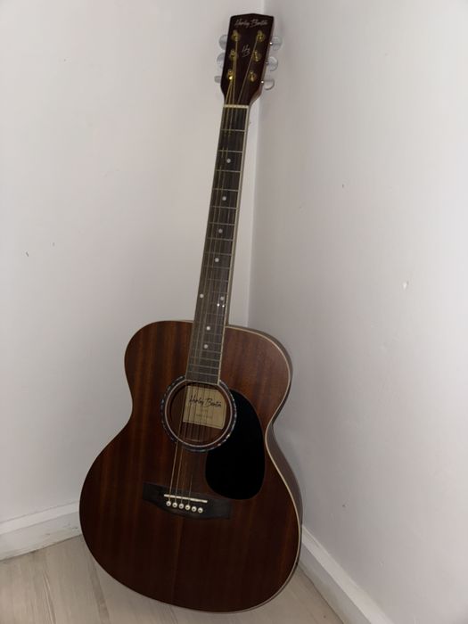 Chitară acustică 4/4 Harley Benton
