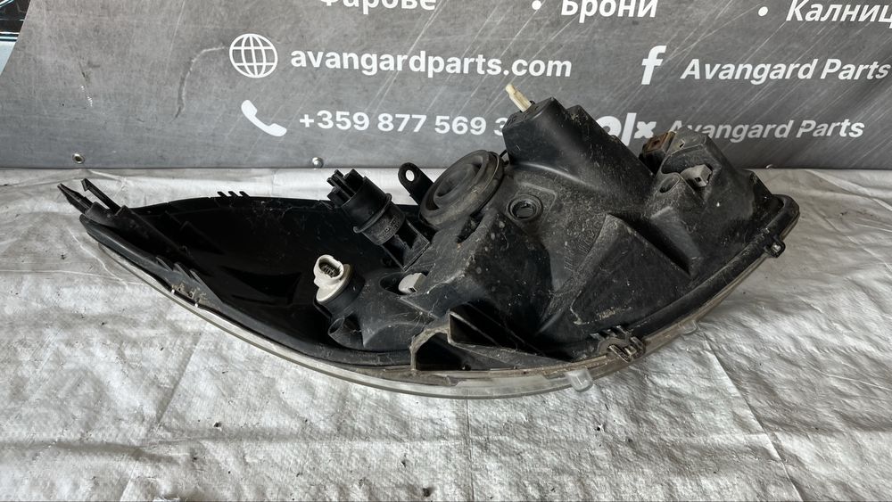 Ляв и десен фар Dacia Sandero 2008