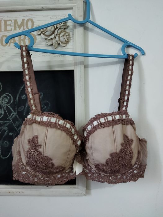 Sutien model superb din dantela mărimea S