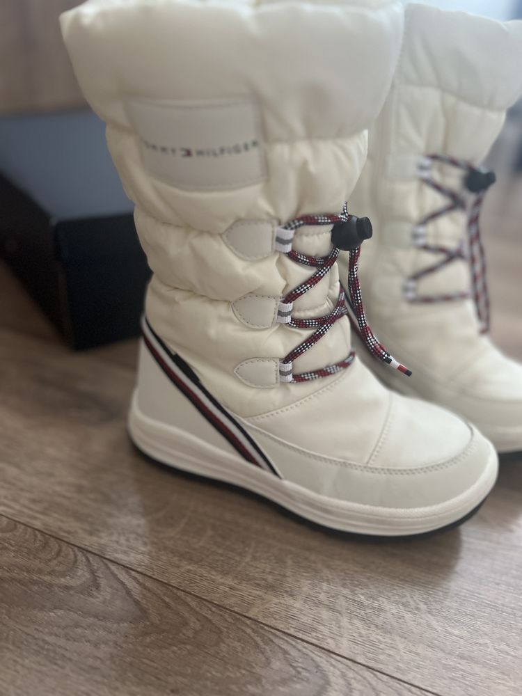 Детски апрески Tommy Hilfiger