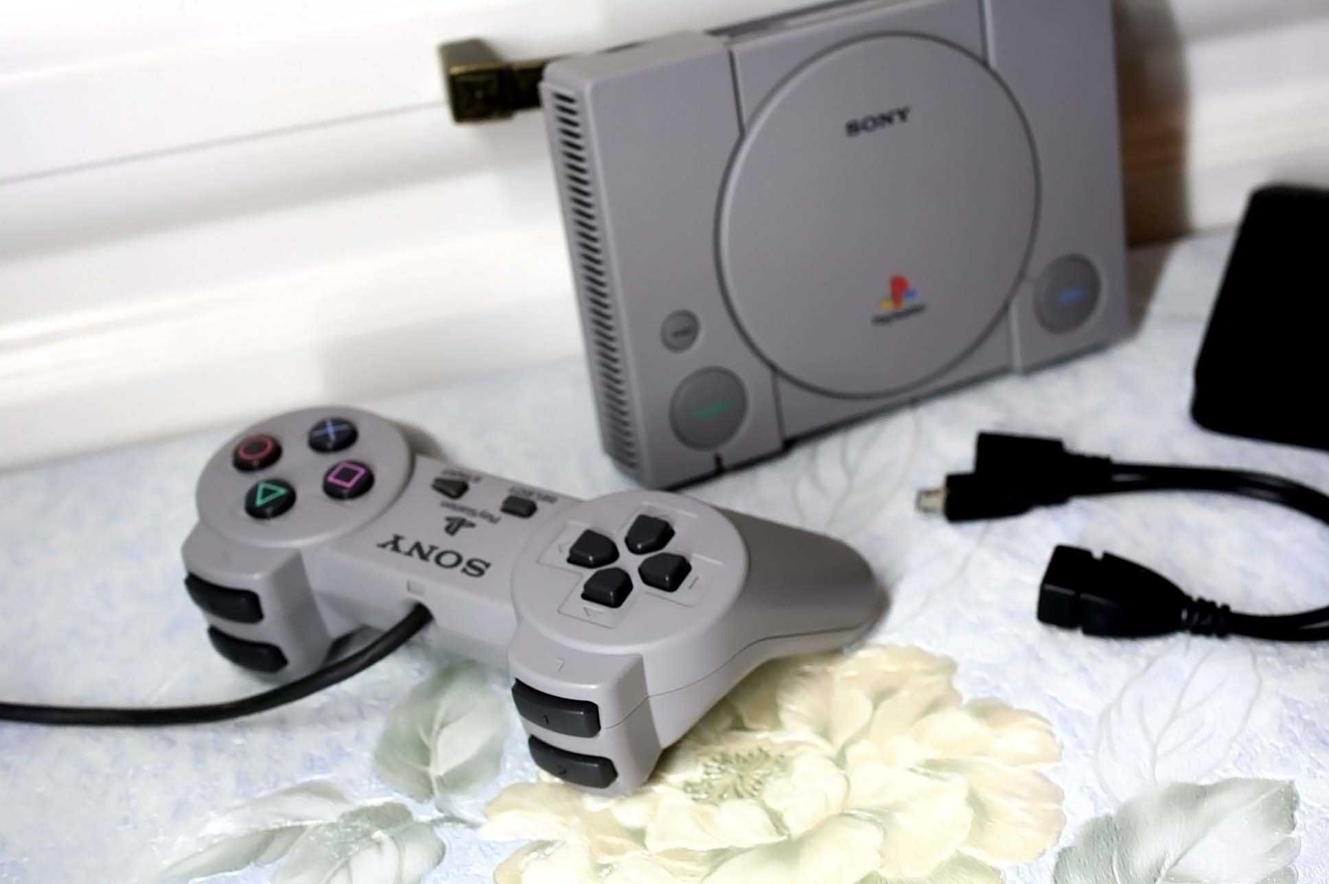 Sony Playstation Classic + HDD 150 игр