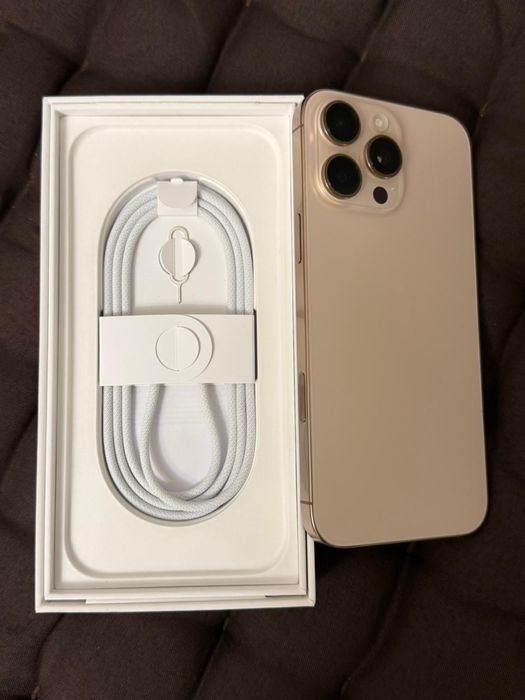 iPhone 16 Pro Max 256 GB Desert Titanium