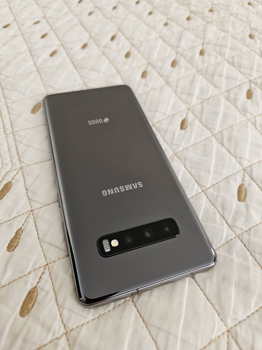 Samsung Galaxy S10+ / 1 TB / Ceramic Black