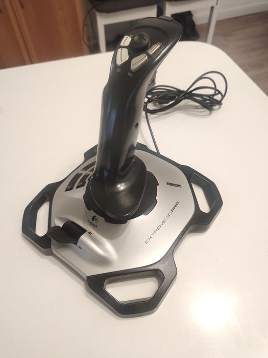 Logitech Extreme 3D Pro/Авиасимуляторный джойстик