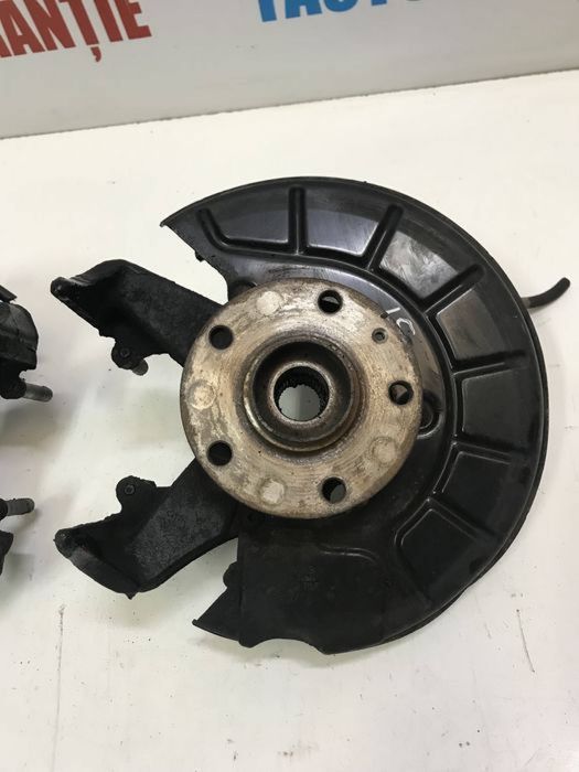 Fuzeta portfuzeta rulment stanga dreapta fata 1.9 Golf 5 Jetta Touran