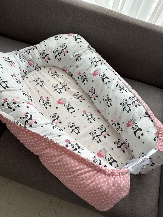 Бебешко гнездо с две лица