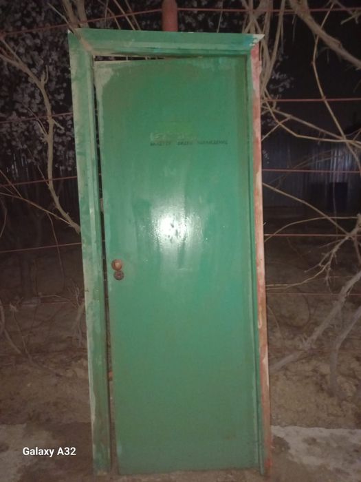 Продаетса двери из чистого дерева