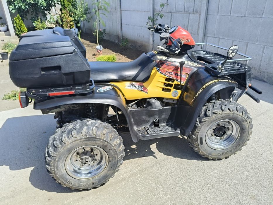 Polaris Sportsmen 4*4.  700
