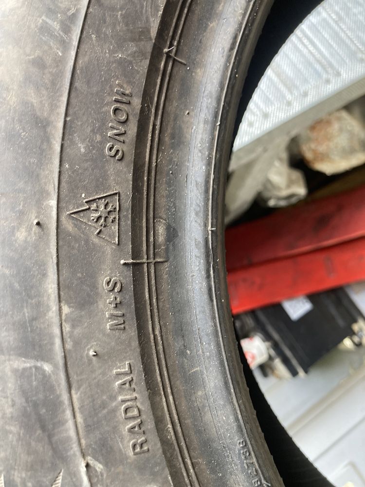 Bridgeston  2 buc 215/65 R 17 Dot 2021