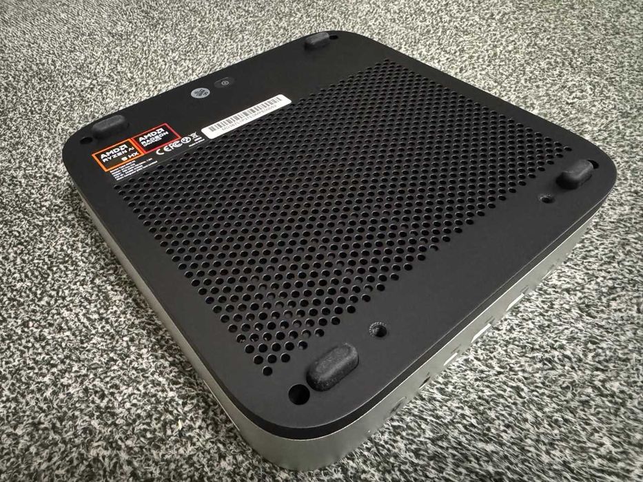 Minisforum / AI X1 Pro / AMD Ryzen AI 9 / 32+1Tb / NOU