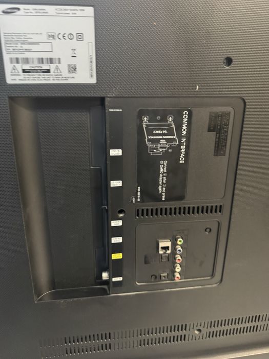 Vand televizor smart  samsung