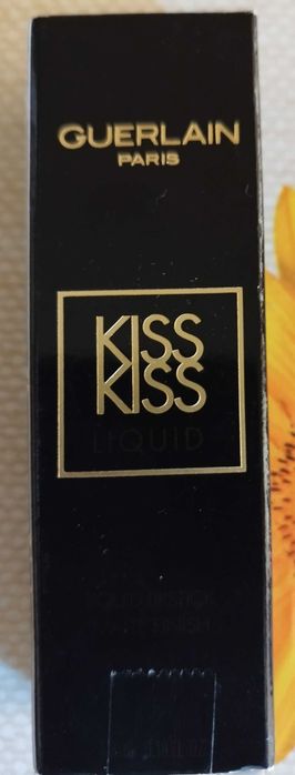 Червило D&G 322 Dolce magnetic и Guerlain kiss kiss Daring matte