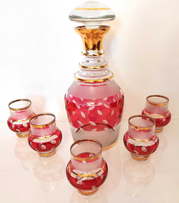 Луксозен сервиз от 30те г.Състояние-Отличен.Чехия.