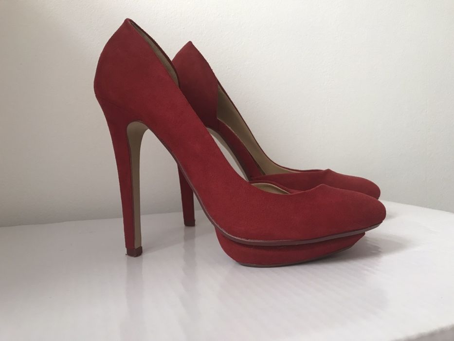 Pantofi stiletto rosi Zara