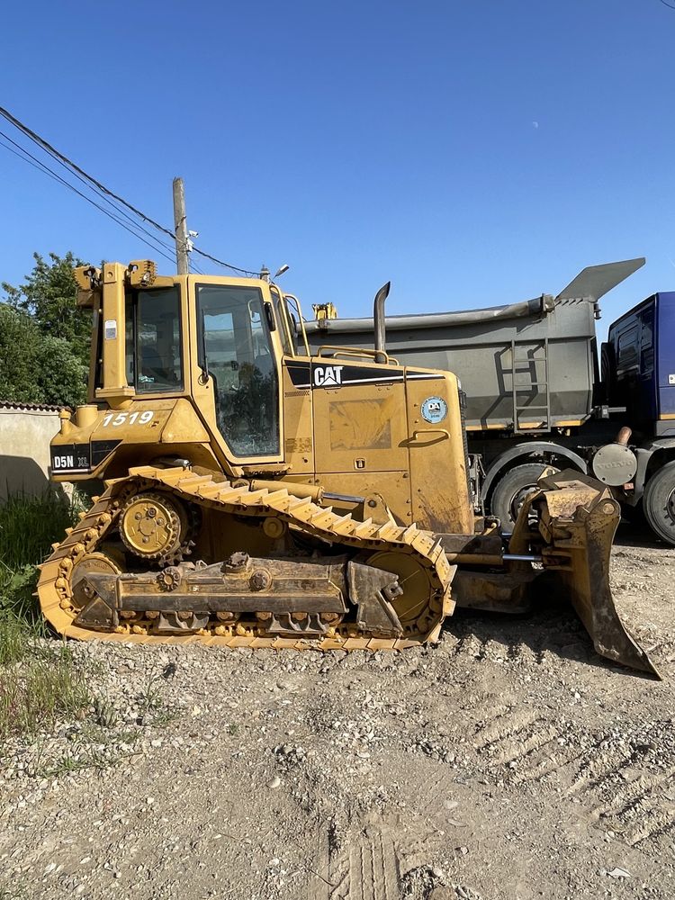 Buldozer Caterpillar Cat  D5N: 6100 ore de vanzare