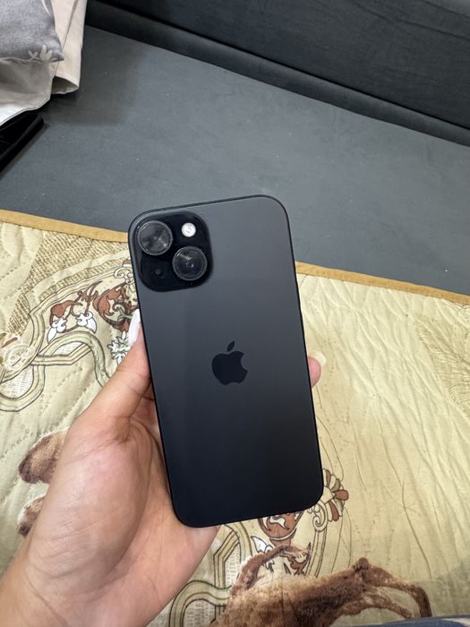 Продам айфон 15 128 гб