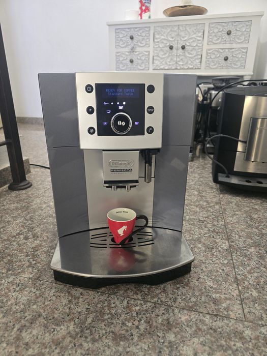 Кафемашина Delonghi Perfecta