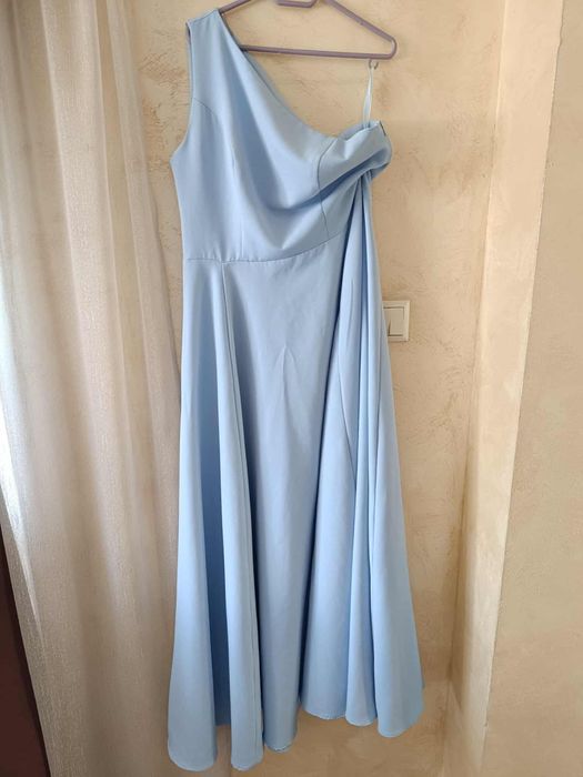 Дамска официална рокля “Escuara”