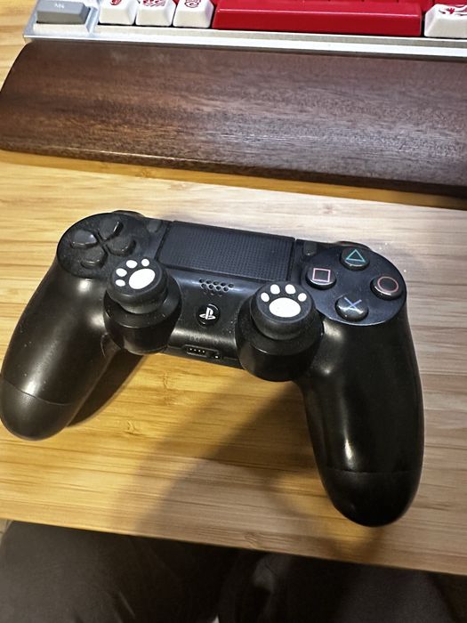 Истински Dualshock 4 V2