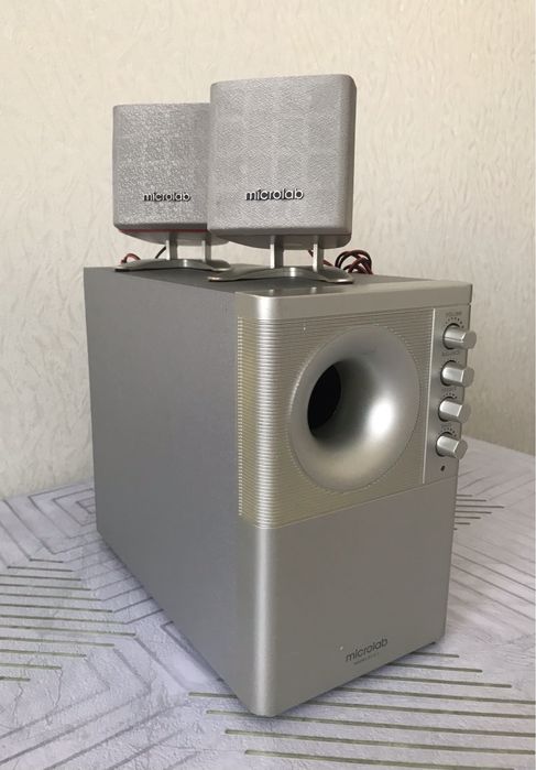 microlab x1-2/1  колонки