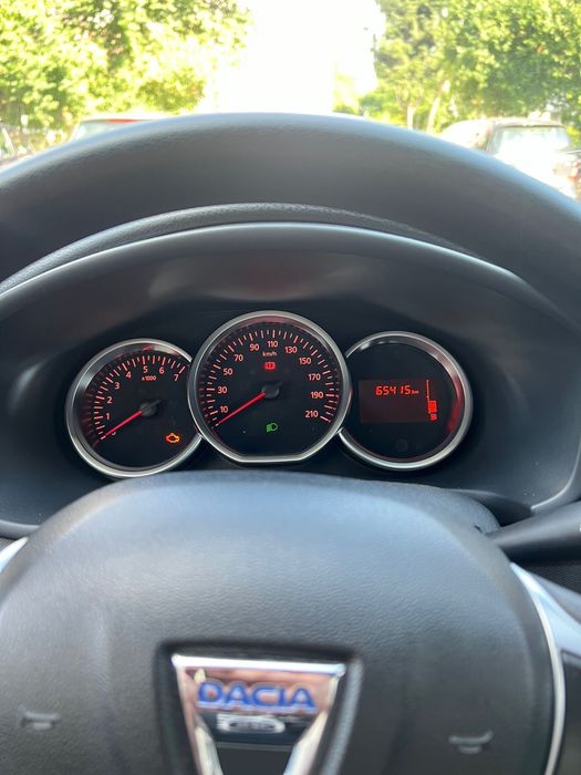 De vanzare dacia logan