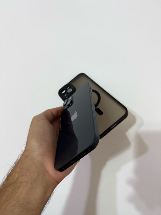 Vand iPhone 14 PLUS negru 85% bateria
